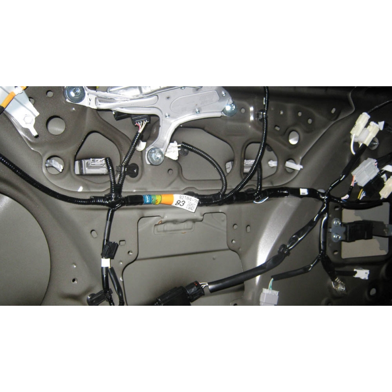 Ford Explorer 2012 - защита от угона, шумоизоляция, ксенон
